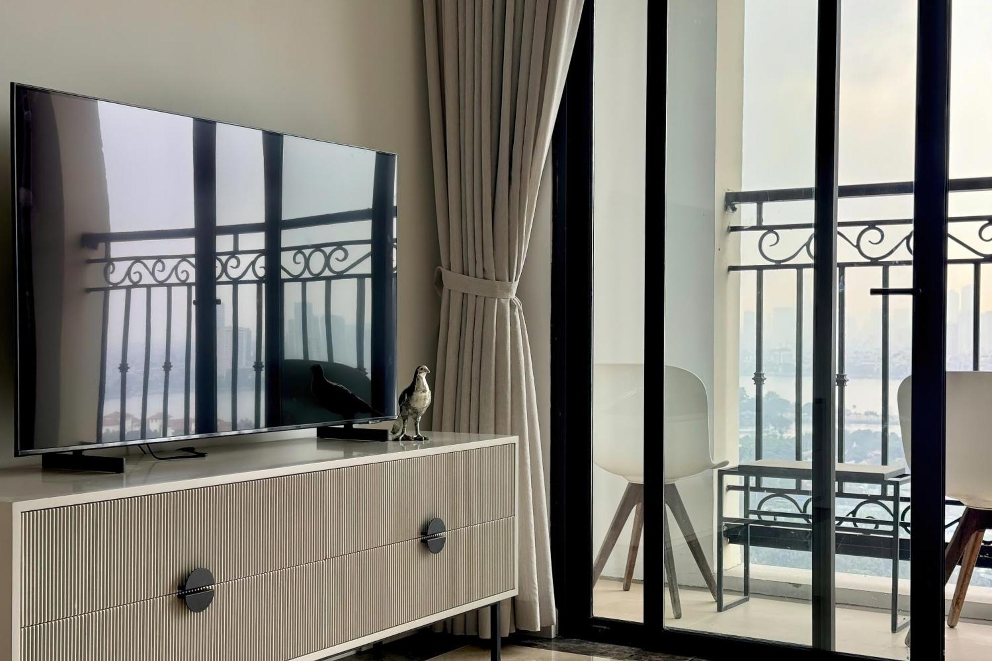 D Le Roi Soleil Premium * Hanoi